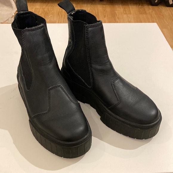 Women's Black Leather Ankle Boots - Picture 3 of 12